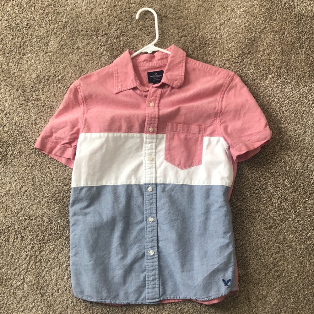 Men’s short sleeve button down shirt